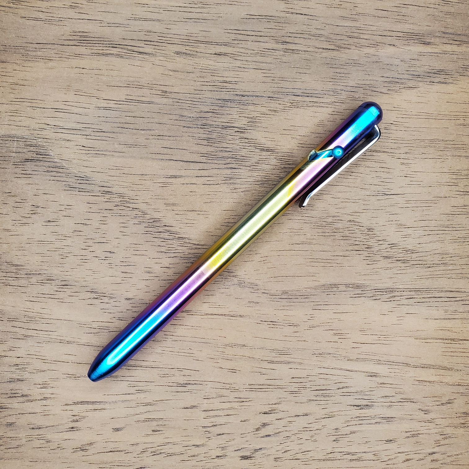 Titanium EDC Bolt Action Pen V3 Freedom Series 9 Titanium EDC Bolt Action Pen V3 Freedom Series 9