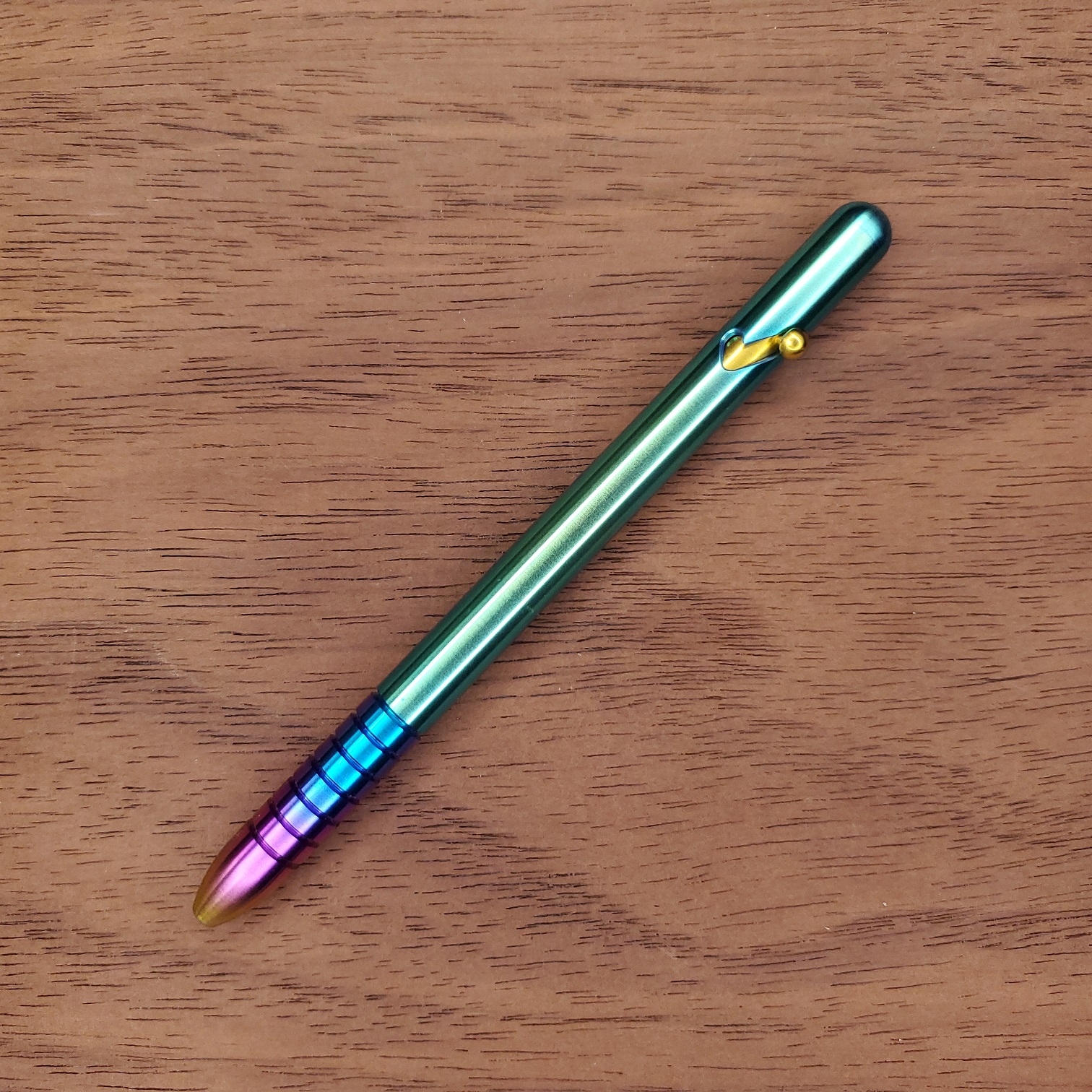 Titanium EDC Bolt Action Pen V3 Freedom Series 40 Titanium EDC Bolt Action Pen V3 Freedom Series 40